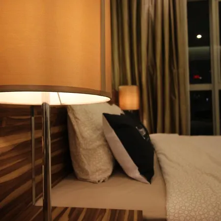 ✦Time & Traveller✦Regalia Suites And Residence✦Klcc View Infinity Pool✦双子塔无边泳池 Kuala Lumpur Exterior photo