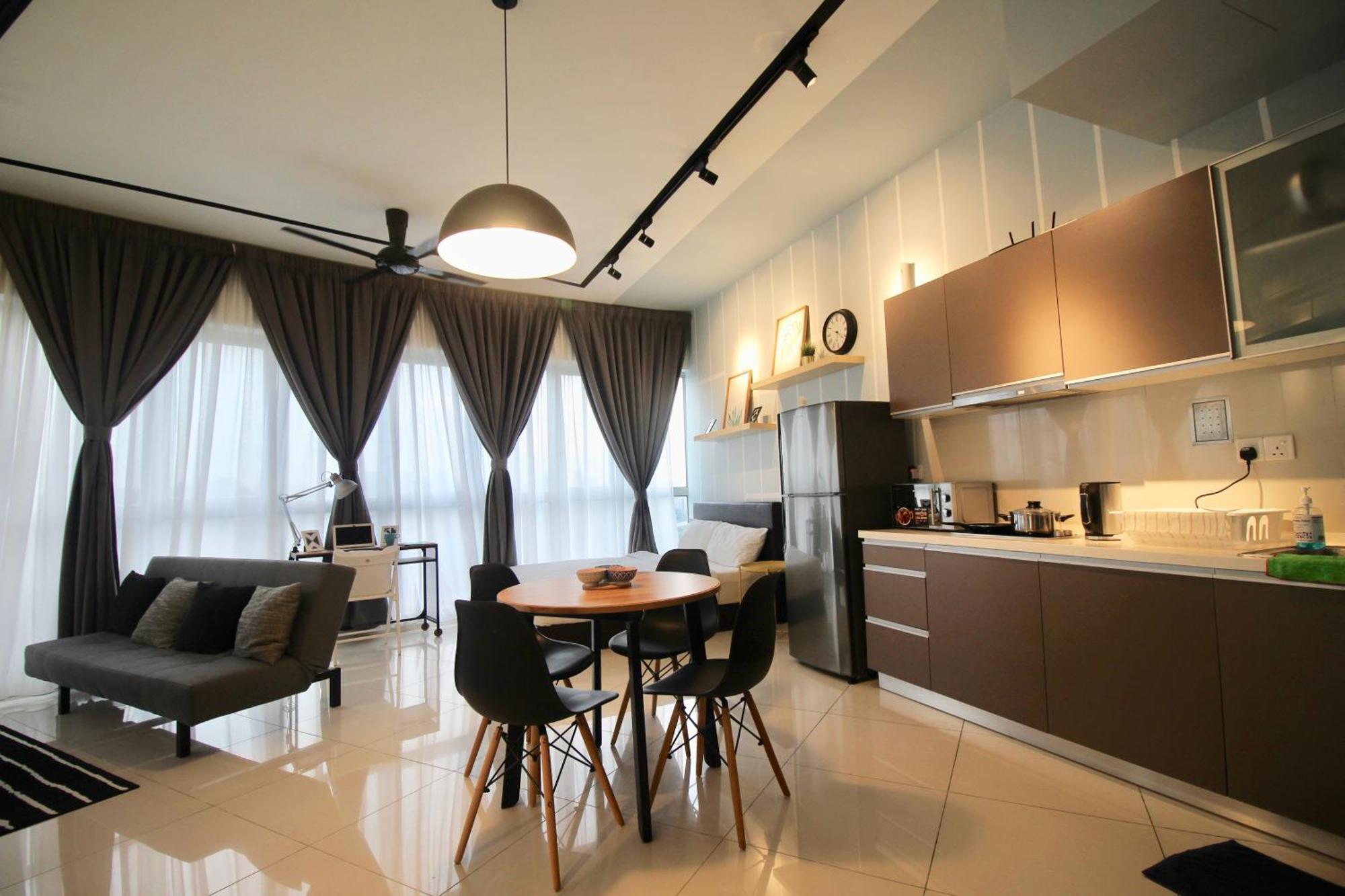 ✦time & Traveller✦regalia And Residence✦klcc View Infinity Pool✦双子塔无边泳池 Apartment *