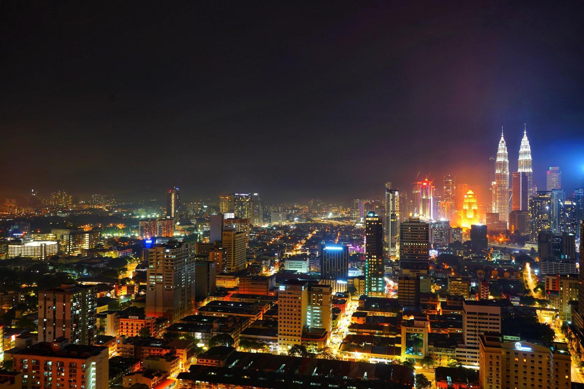 ✦time & Traveller✦regalia And Residence✦klcc View Infinity Pool✦双子塔无边泳池 Apartment Kuala Lumpur